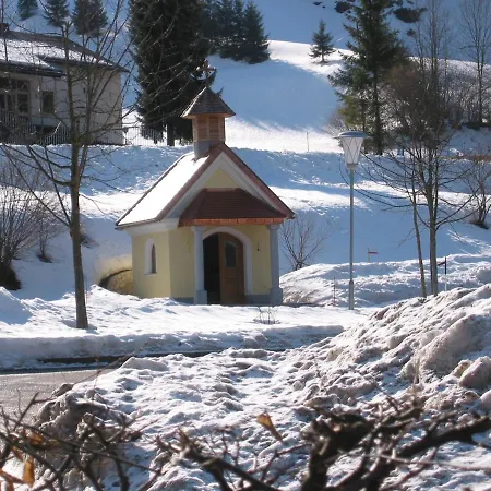 Gaestehaus Duernberger - Klein, Aber Fein - Gemuetliche In Ruhiger, Idyllischer Lage Homestay