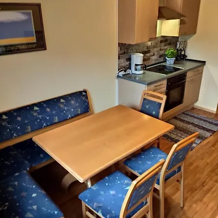 Gaestehaus Duernberger - Klein, Aber Fein - Gemuetliche In Ruhiger, Idyllischer Lage Homestay Molln