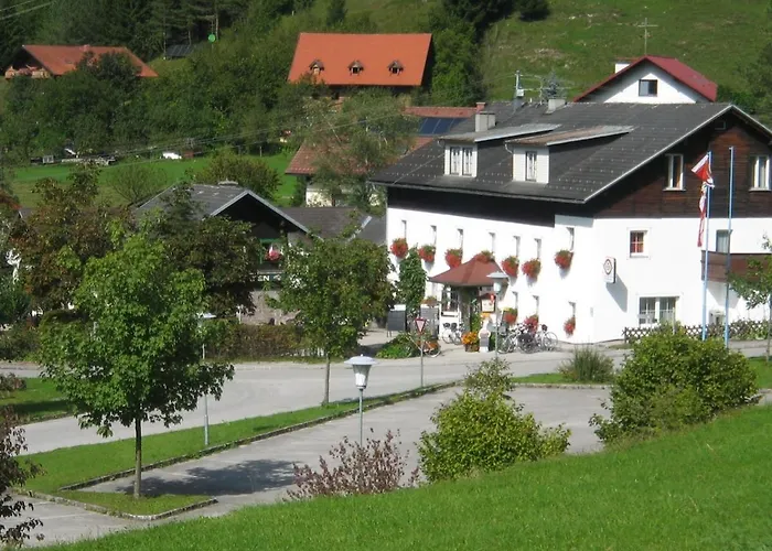 Homestay Gaestehaus Duernberger - Klein, Aber Fein - Gemuetliche In Ruhiger, Idyllischer Lage *