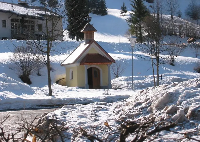 Gaestehaus Duernberger - Klein, Aber Fein - Gemuetliche In Ruhiger, Idyllischer Lage Homestay